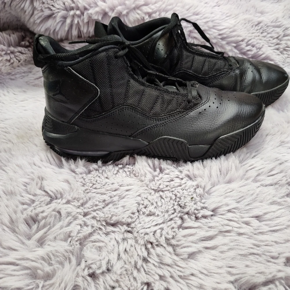 Jordan Black Stay Loyal High Top Sneakers Size 7